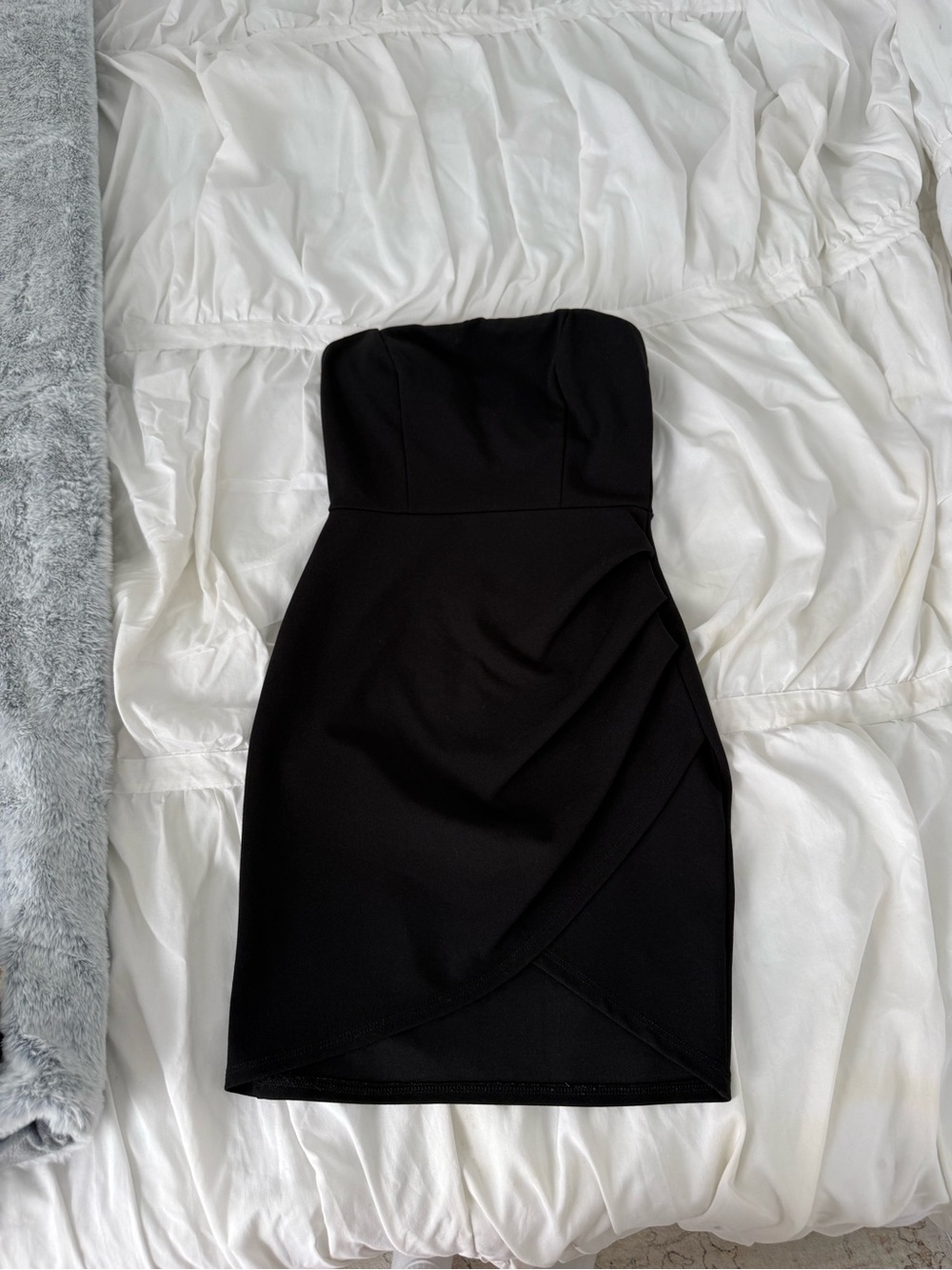 Charlotte Russe Black Strapless Ruched Sheath Dress